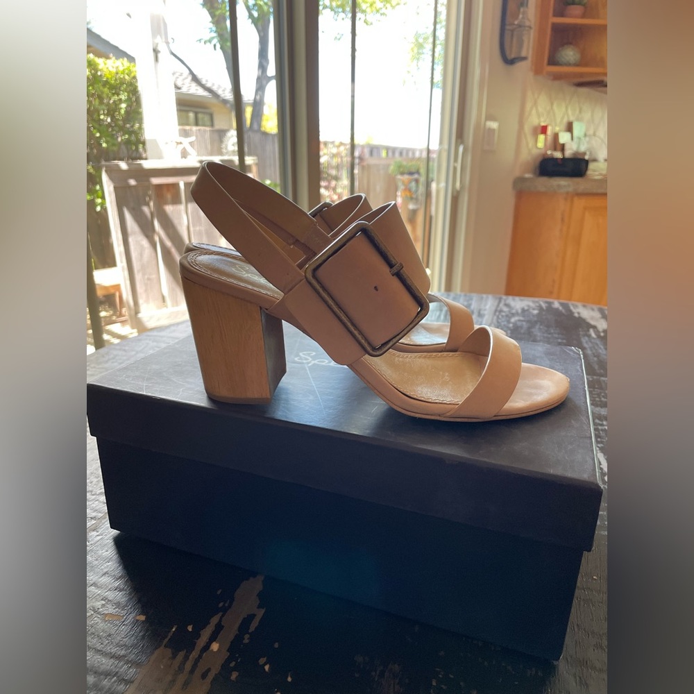 Splendid Bo sandal, leather, size 8